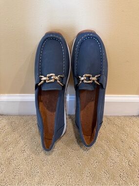 Women's Navy Chain-Trim Slip-On Loafers